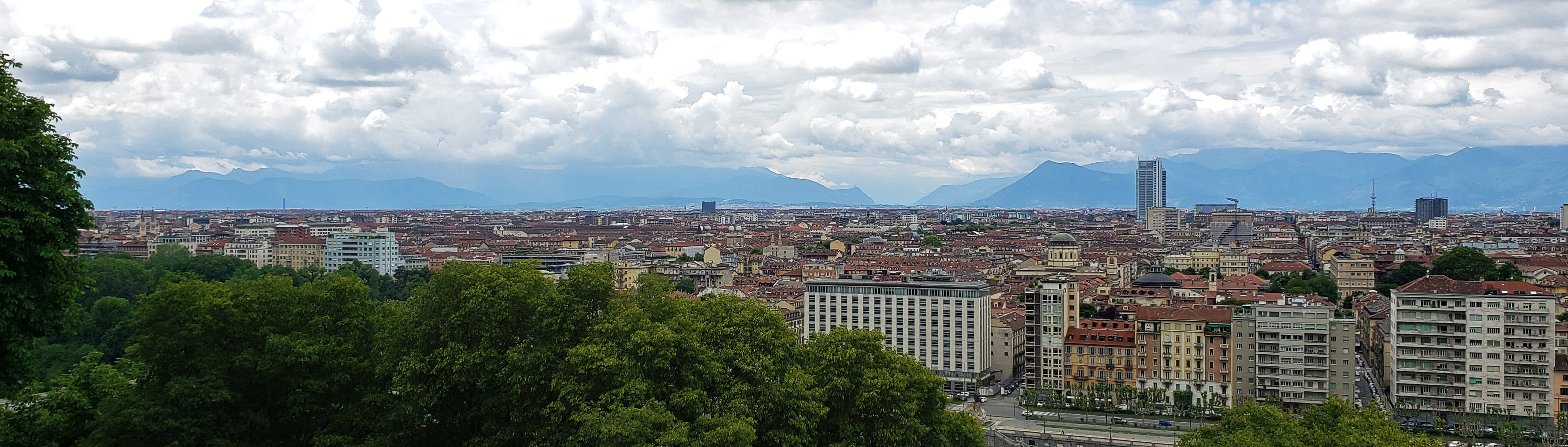 Turin_OverlookFromChiesaDeiCapuccini_2_skaliert_abgeschnitten